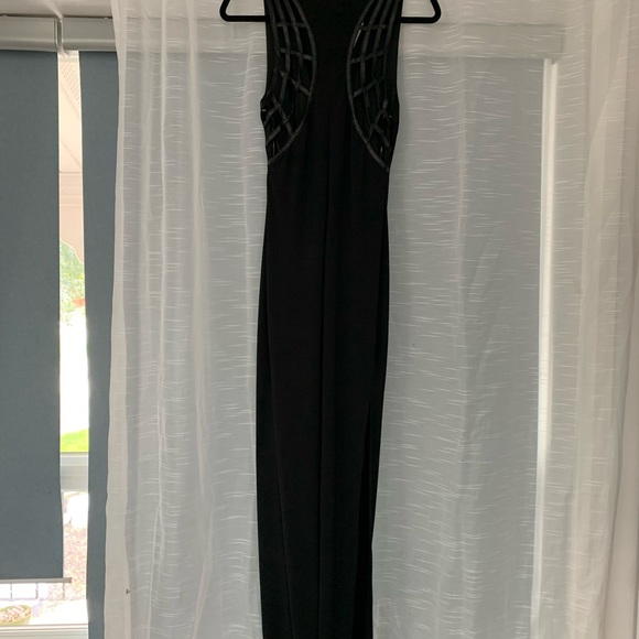 Floor length gown cut out back - Picture 2 of 5